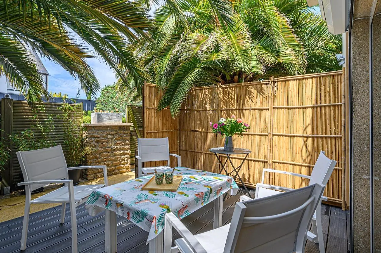 Sous Les Palmiers - Charmant Appartement Avec Terrasse فان